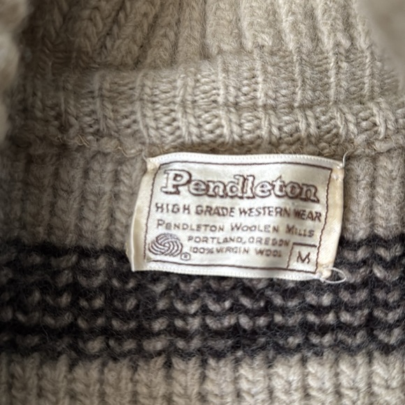 Vintage Pendleton sweater - Picture 2 of 5